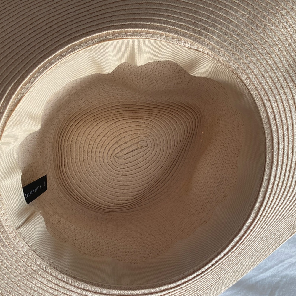 Adorable Dynamite Sun Hat - Picture 5 of 5